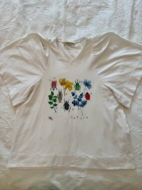 Pucci + García White V-Neck Short Sleeve Tee with Colorful Floral & Bug Motif